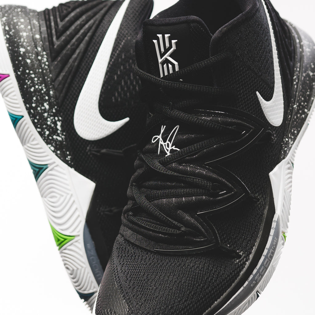 Sneakers shoes lace up design Nike Kyrie 5 EP color white